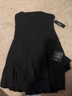 Lulu's Strapless Black Ruffled-Hem Cocktail Dress